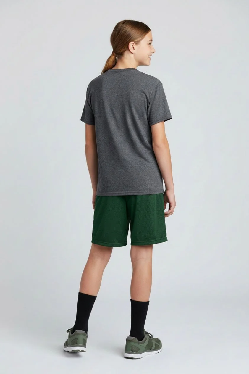 Greyshirtbackgirl.jpeg