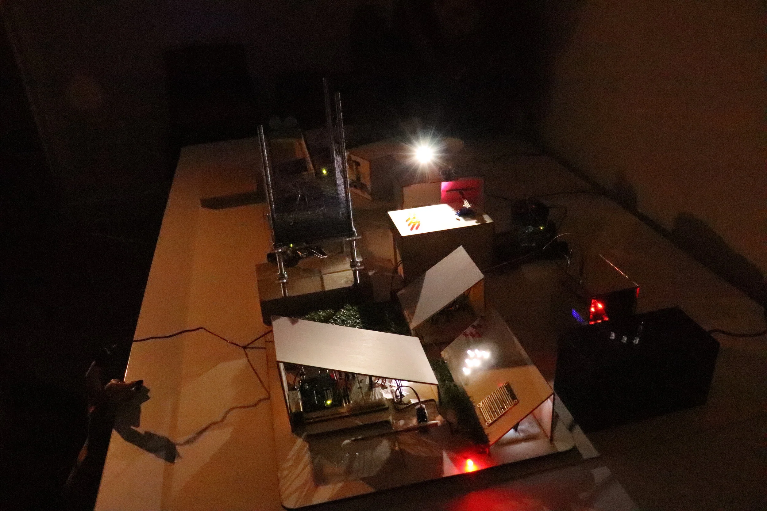 Researchers: Dalia Todary-Michael, Reuben Jacob, Quy Phung Ta, Saria Ghaziri, Danniella Vizcarra, Claudia Cortes, Jom Harnpinijsak, Jowin Foo, Antony Roch, Angelina Papachatzaki, Keisei Xie, Qiuyan Da