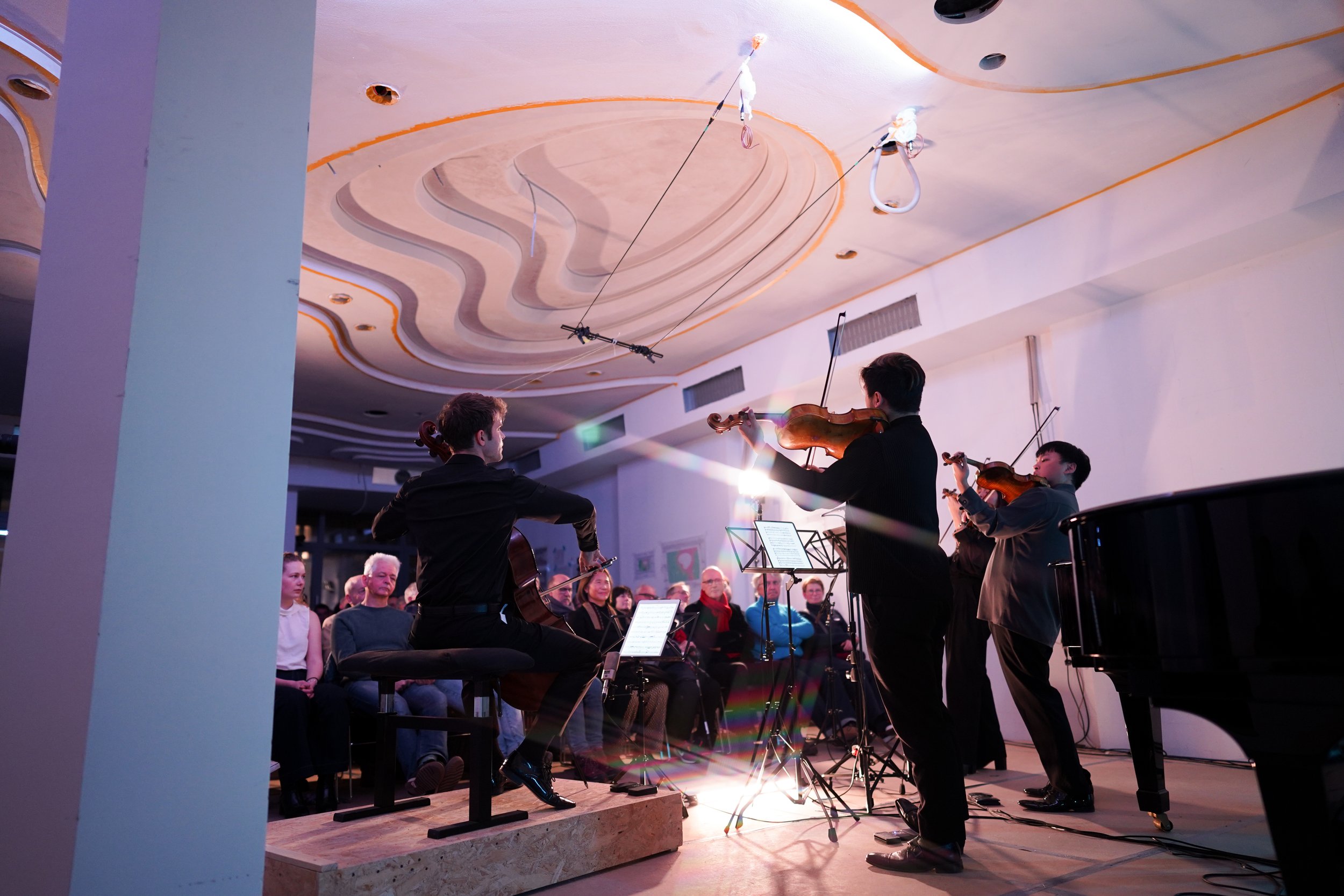 Tonhain Kollektiv Season 2, Concert 9: Defiance