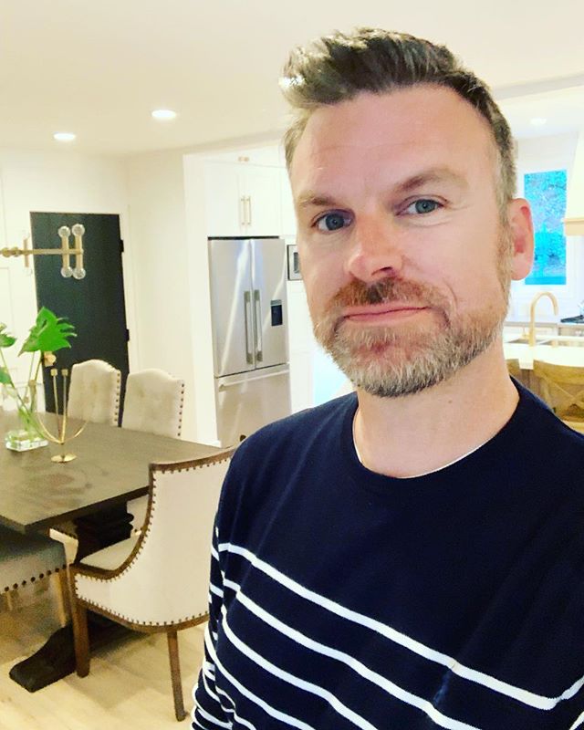 🏠🌴 Showing a beautiful new construction home in Studio City! This is a great time of year to buy. Way less competition! #losangeles #realestate #realtor #larealestate #larealtor