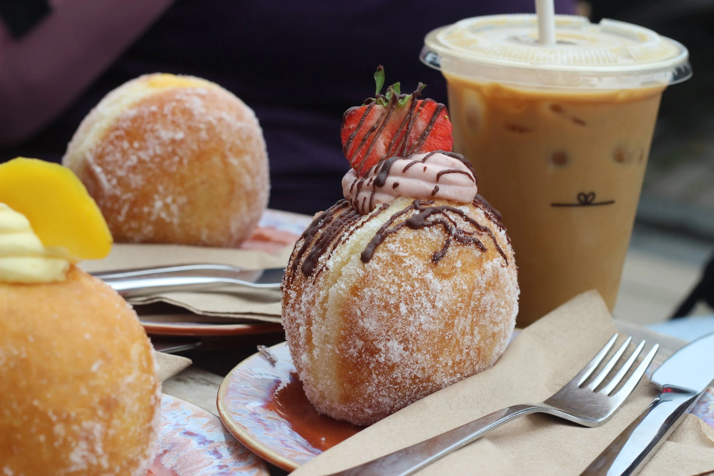 Edinburgh & Royal Mile Historic Doughnut & Food Tour Best Food Tours