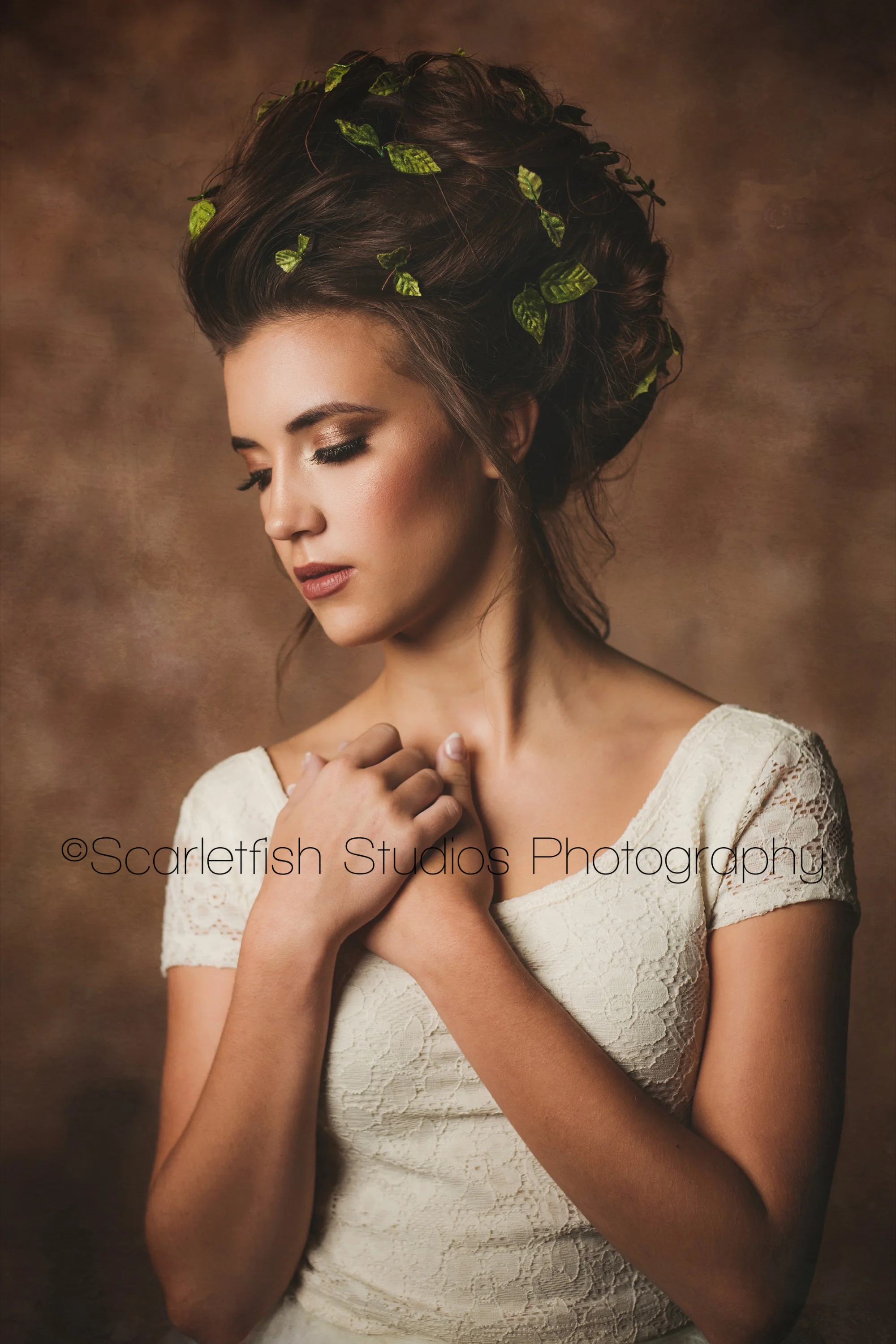Makeup/Hair: Ashley Mills Photography: Scarletfish Studios
