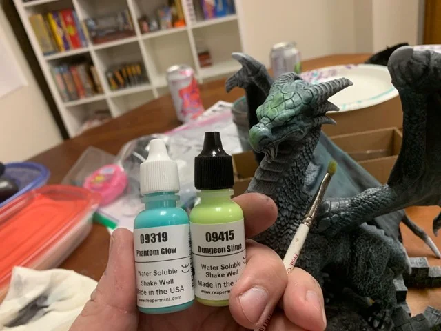 Phantom Glow and Dungeon Slime dry brushed (in that order) at some patches of scales.