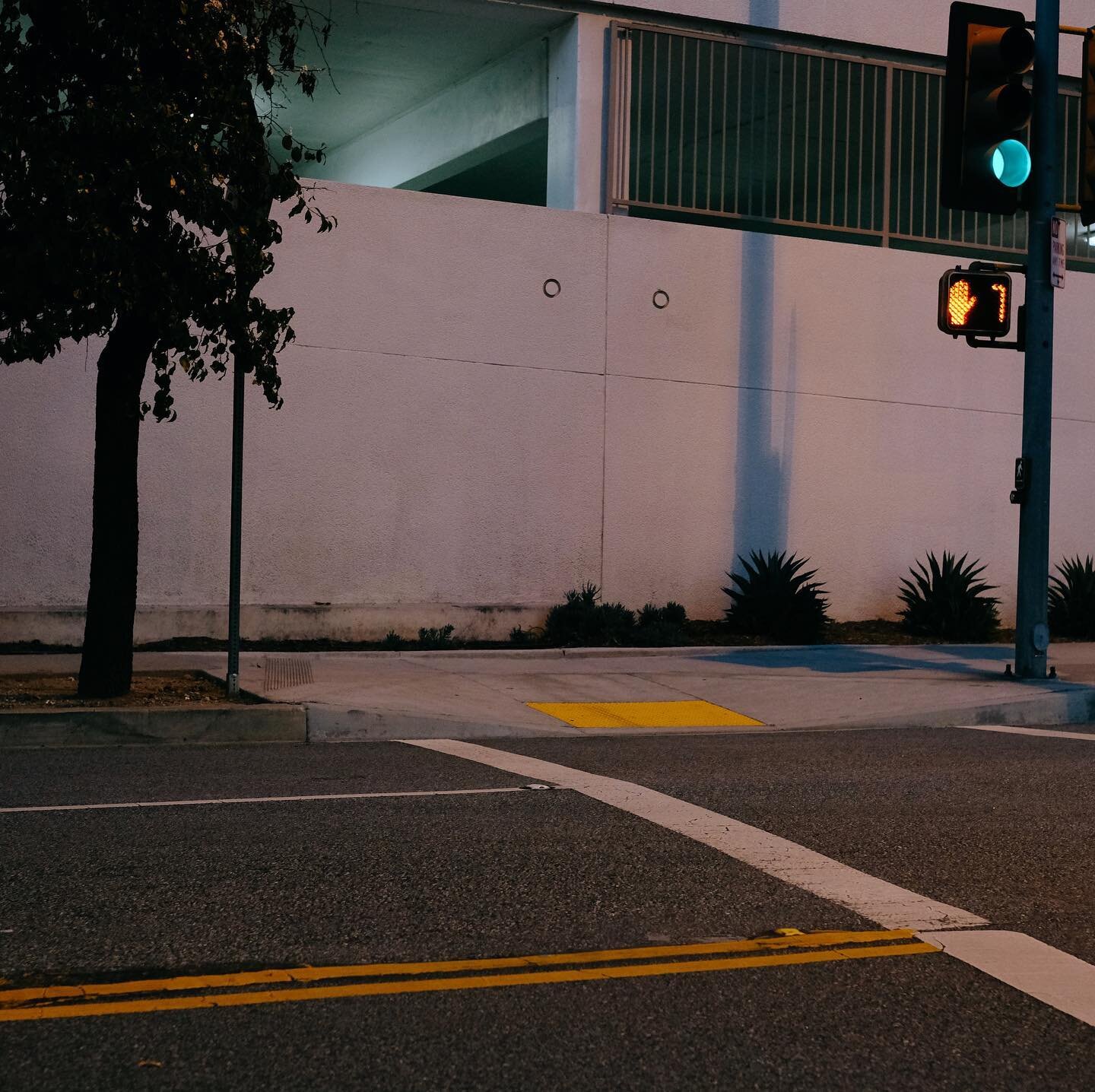 Colors, shapes and lines.