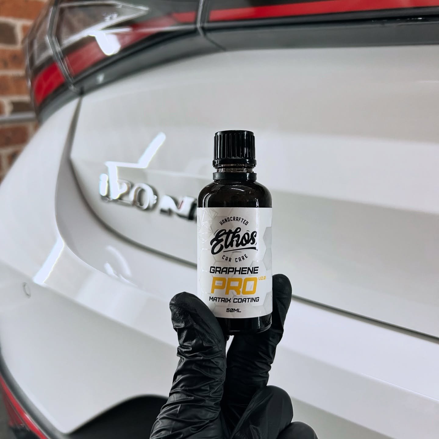 🎉🎉 We are excited to announce that we are now offering @ethoscarcare Matrix Pro Graphene coatings!
With advanced graphene infused technology, the result is a stunning deep, rich gloss and incredible 10 year protection across the board.
For more