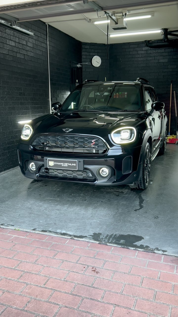 Mini Cooper S- Presale Detail
#mini #cooper #minicooper #minicoopers #detailing #ceramiccoating #detailers #detailersofinstagram