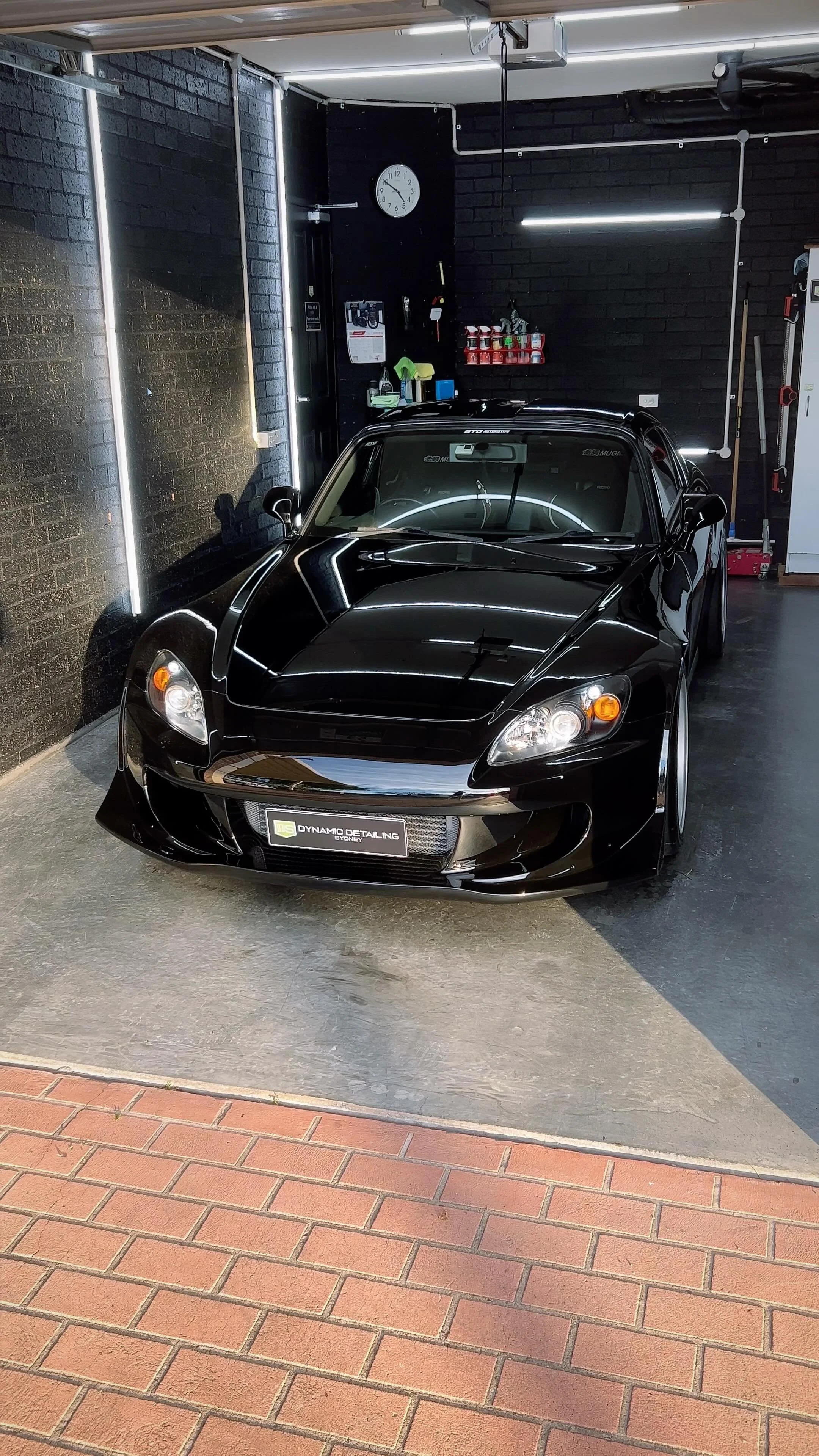 Honda S2000- Paint Correction & Graphene Coating.
#honda #s2000 #s2k #jdm #vtec #mugen #spoon #recaro #asm #hks #supercharged #ceramiccoating #graphenecoating #paintprotection #detailersofinstagram #paintcorrection #detailing