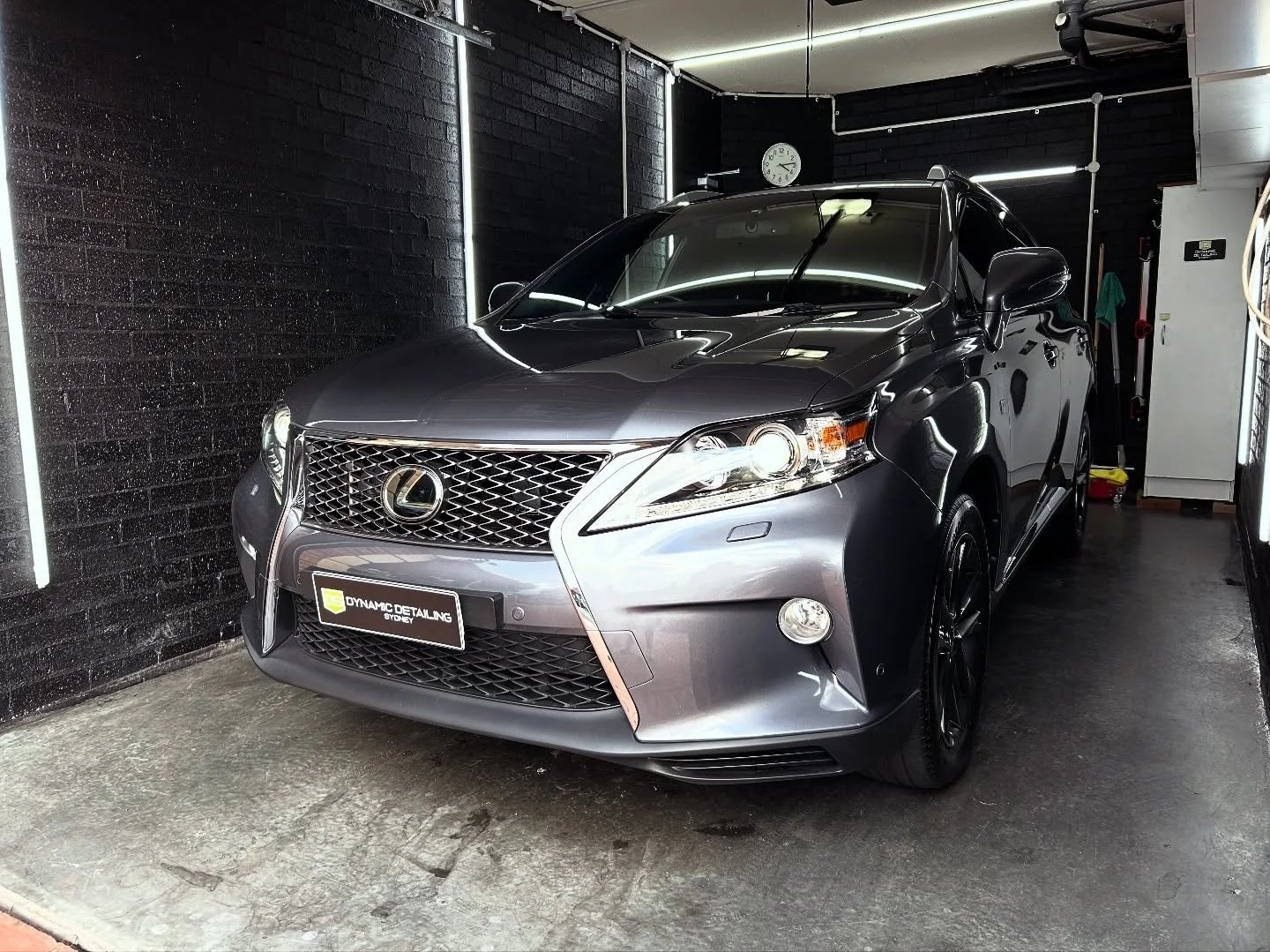 Lexus RX350- Presale Detail Package.
This Lexus had seen much better days. Quite neglected and looking worn and tired. Our presale detailing packages can bring your vehicle back to life to leave a good first impression for prospective buyers.
Loo