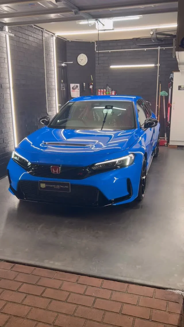 Honda Civic FL5 Type R- Graphene Coating Package.
#honda #civic #typer #civictyper #fl5 #jdm #hondanation #ceramiccoating #graphenecoating #paintprotection #detailersofinstagram #detailing #paintcorrection #