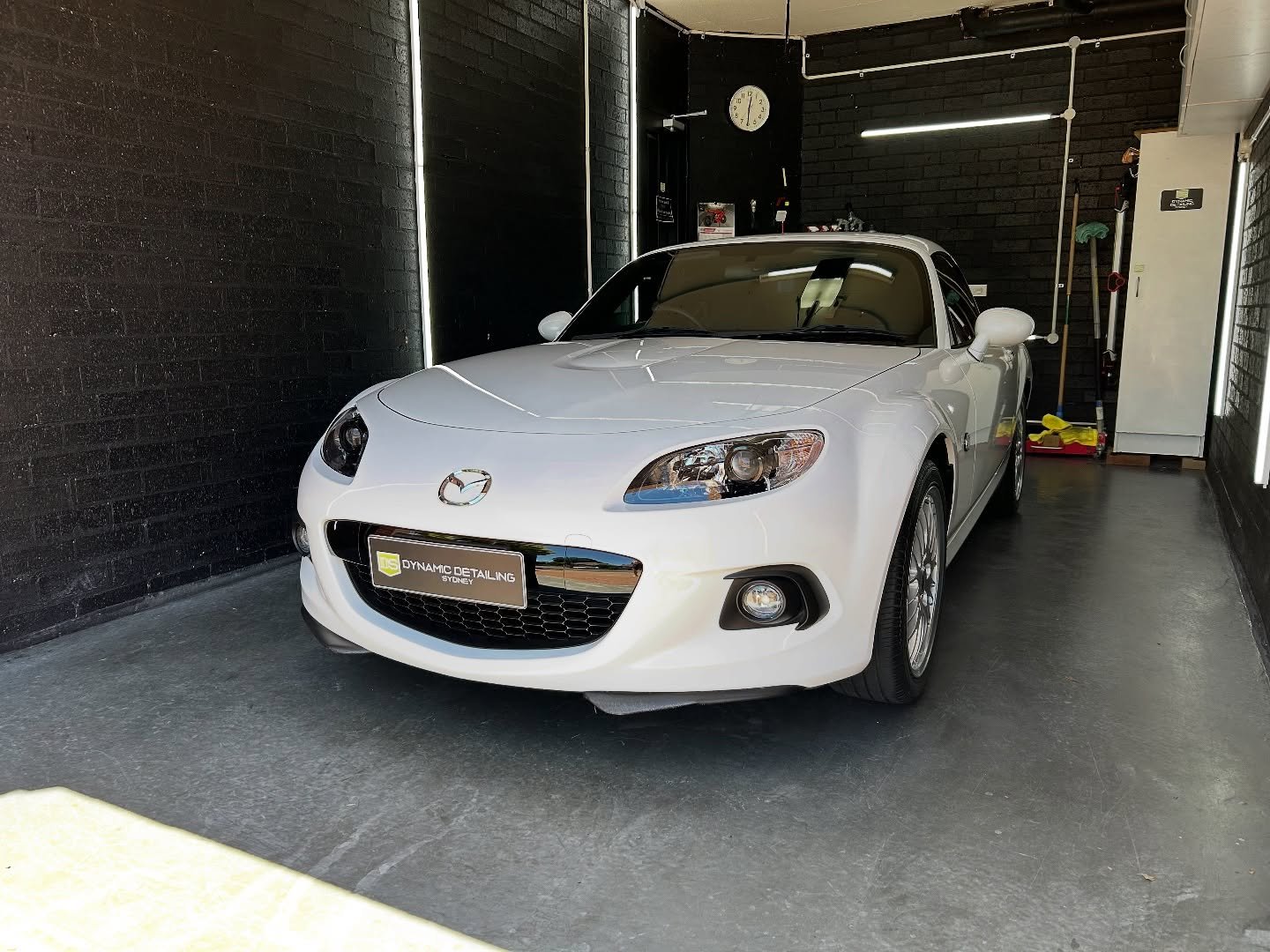 Mazda MX5- Overhaul Detail &amp; Graphene Coating Package. 

This MX5 was treated with the complete works. Paint correction, interior deep clean, graphene coating, wheel coating, glass coating and interior protection. Although only having 17,000km, t