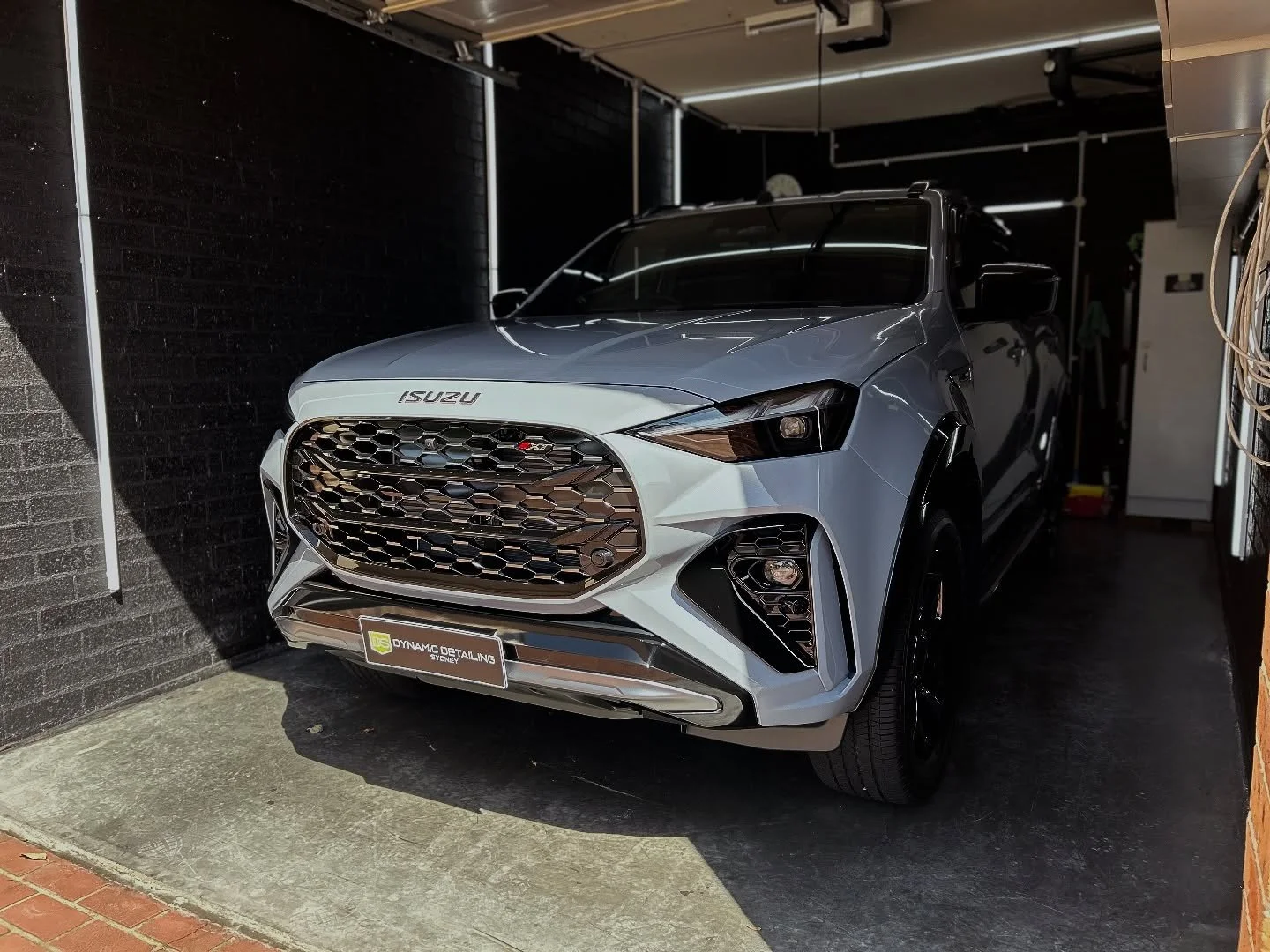 Isuzu MUX- Graphene Coating Package. 

This brand new MUX is now well protected from the elements and allows our client to effortlessly maintain the paintwork of his new pride and joy. 

Just picked up your new car? Contact us today to protect and ma