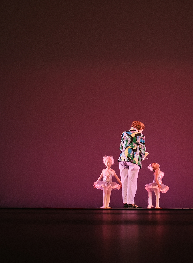 Mae Burke Motherhood Photographer First Ballet Recital_0103.jpg