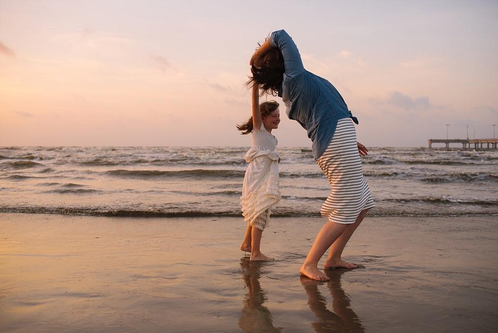 Mae Burke Motherhood Photographer Family Session at the Beach-13.JPG