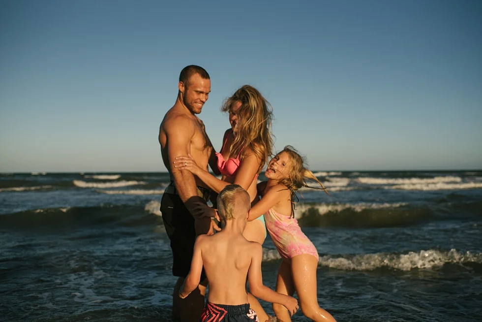 Mae Burke Motherhood Photographer Crossfit Family in Portaransas_0030.jpg