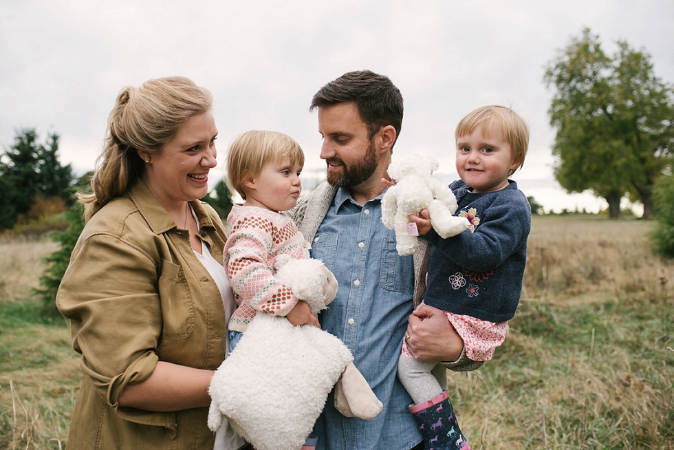 Mae Burke Fall Seattle Family Session Twins at Discovery Park-17.JPG