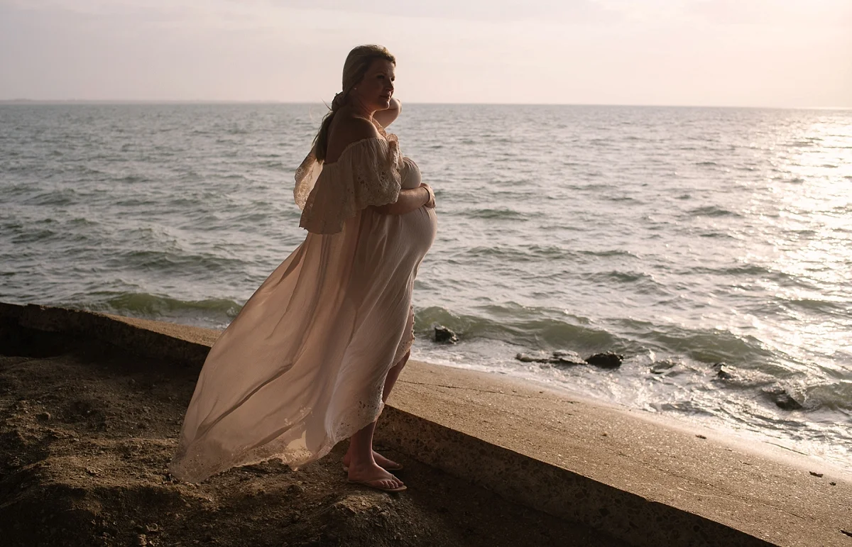 Bechtol Maternity Session  by Rockport Family Photographer Mae Burke-51.JPG