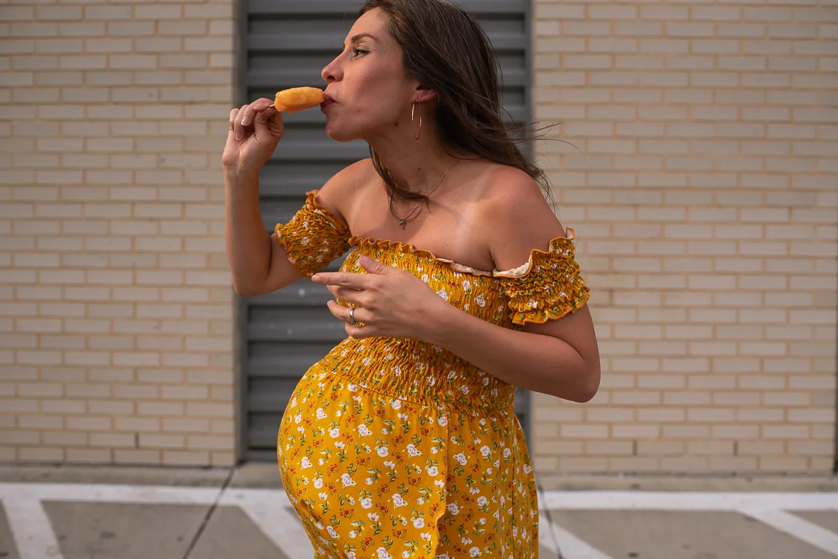 Haczynski Maternity in Downtown Fort Worth by Mae Burke-5.jpg
