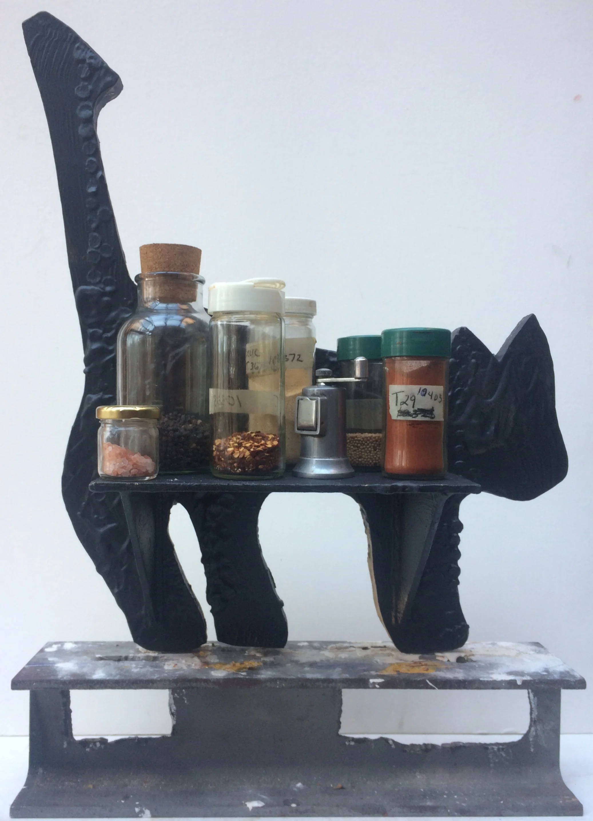 spice shelf (for tongue)