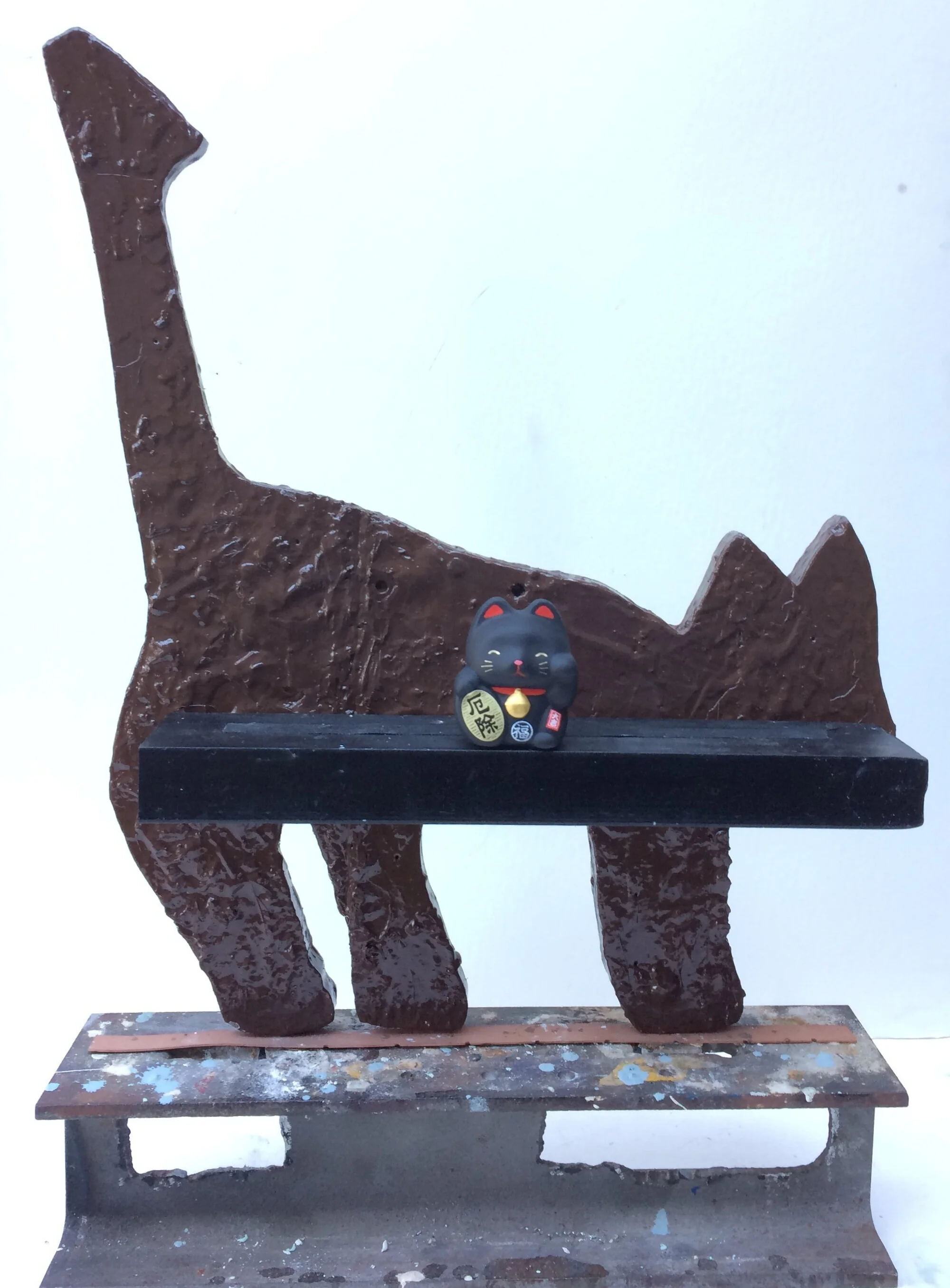 "no, no.  the black one."