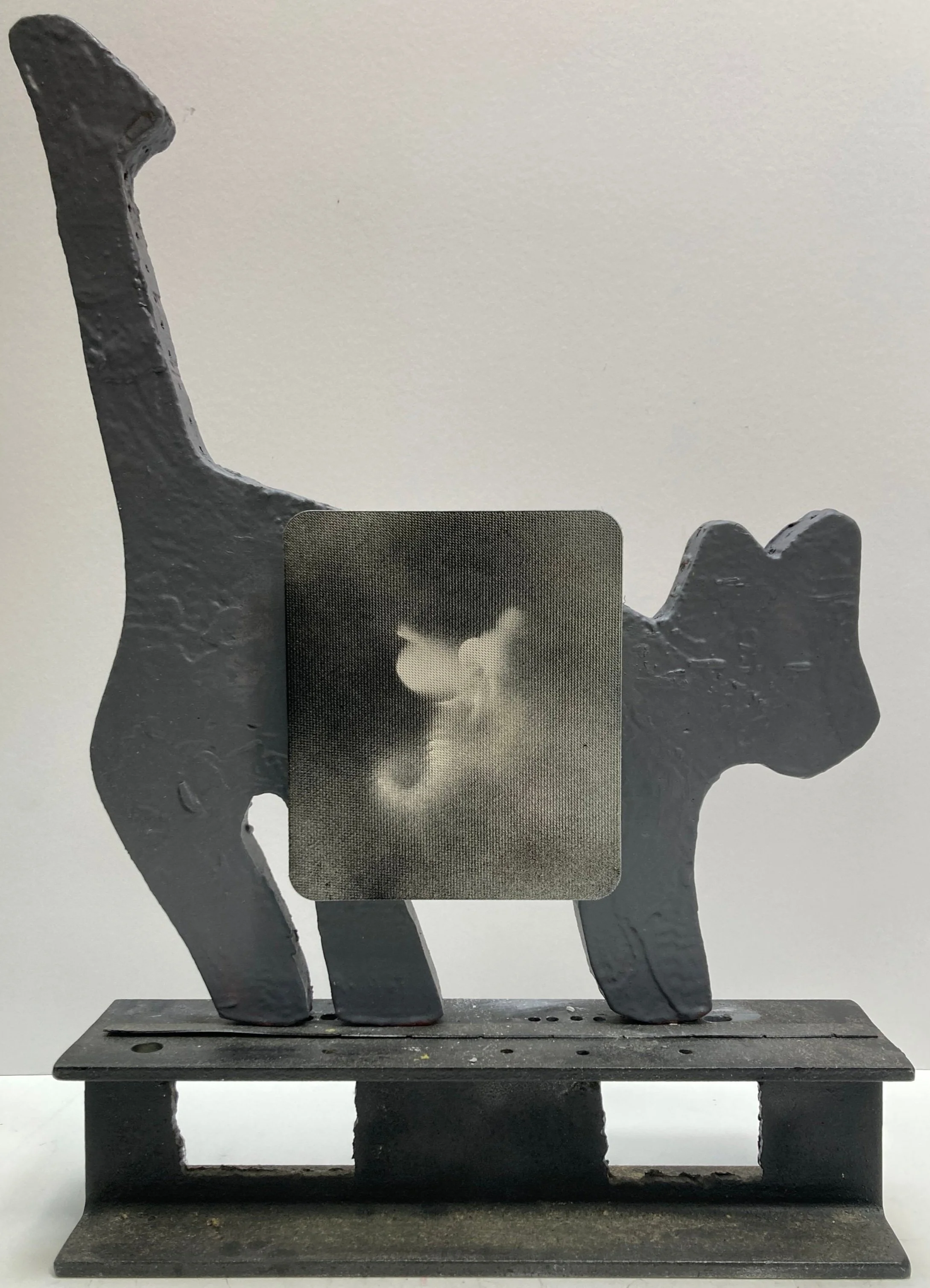 neg. bomb shadow no.10 (keys on spiral chain)