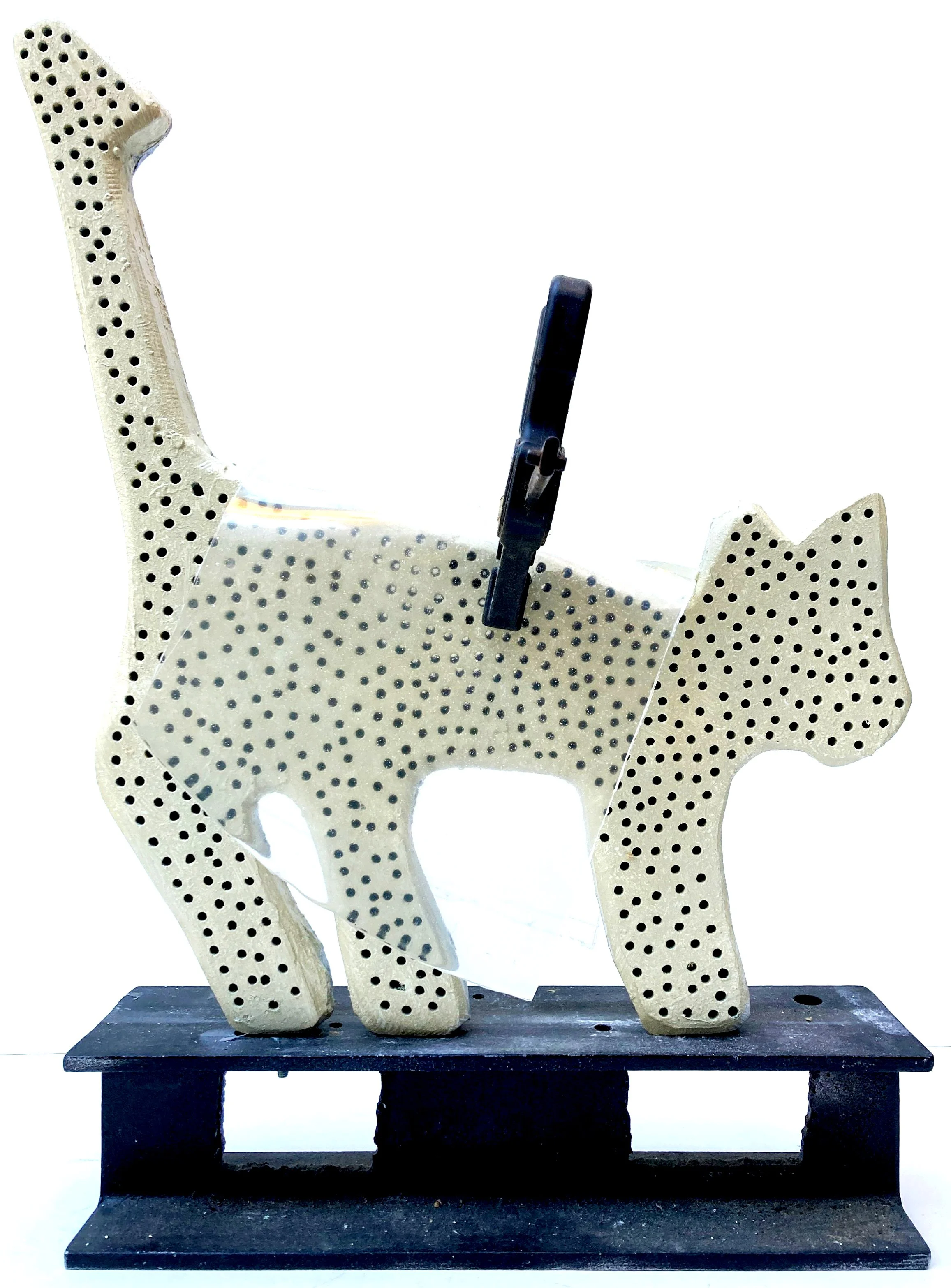 Lola's skin is clean and clear