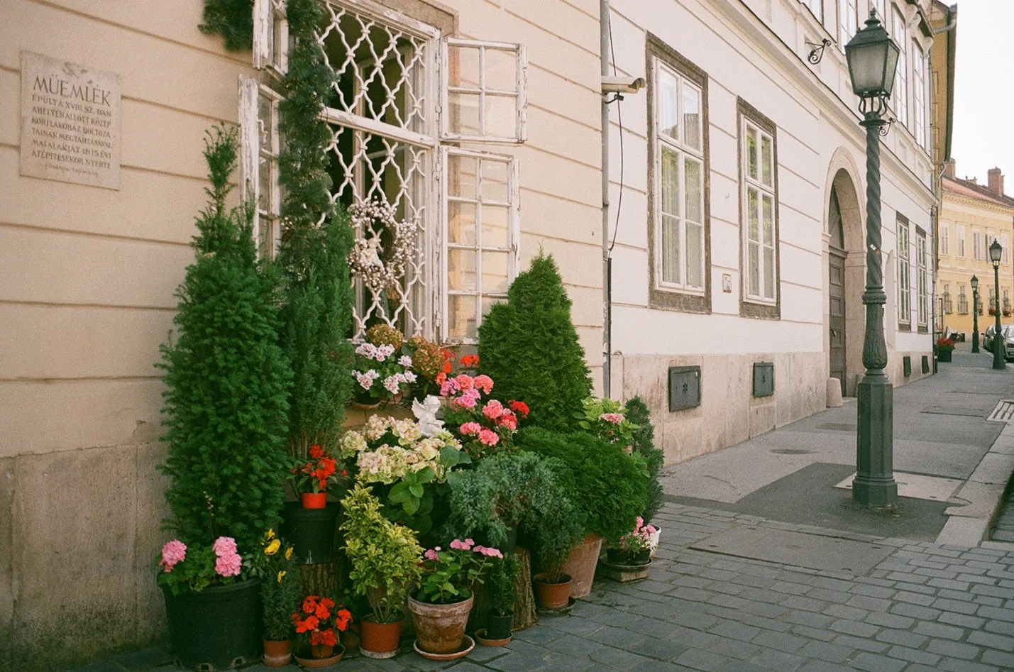 000090520032-Edit.jpg