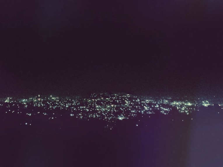 乌干达:坎帕拉的耀眼的夜灯