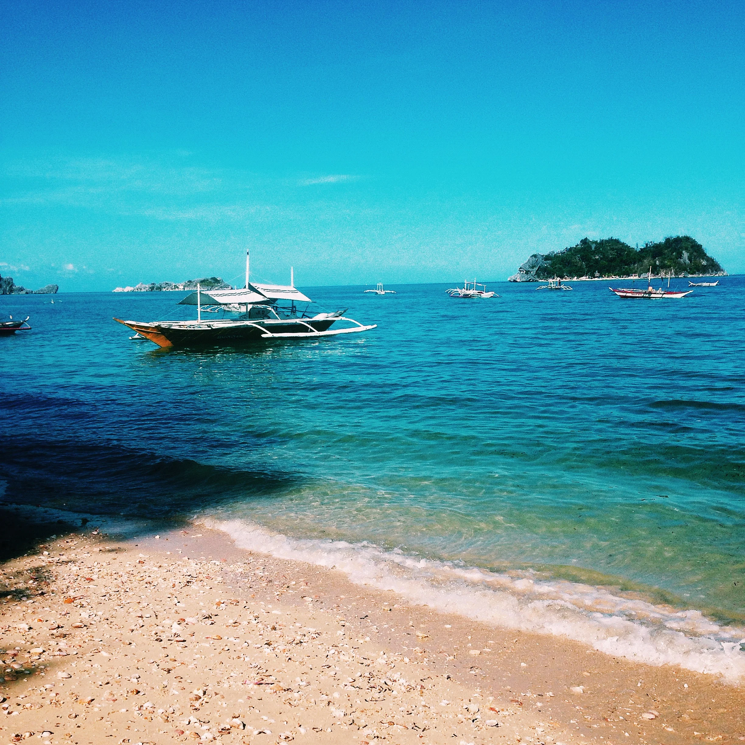 Philippines Witnessing Paradise at Islas de Gigantes — illumelation