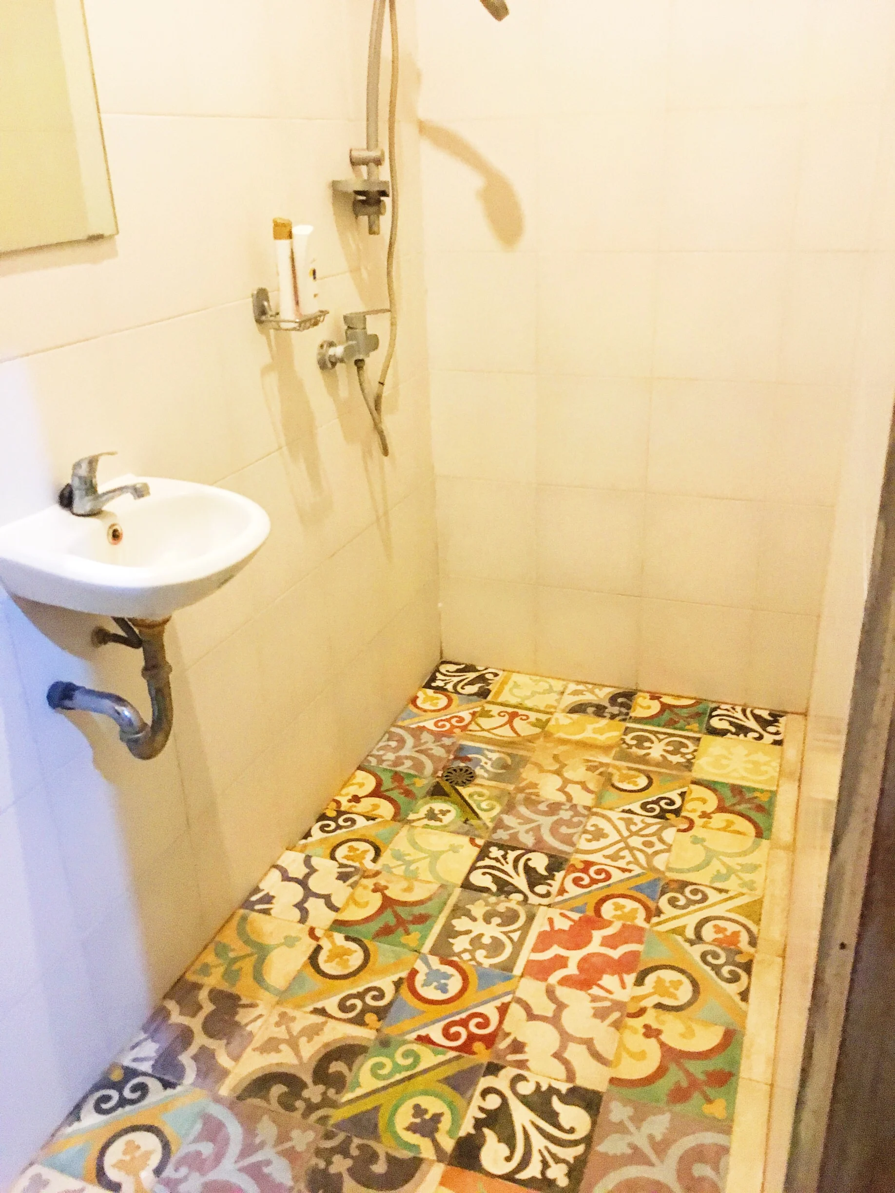 Bathroom and shower in dorm room 1. Can't get over the tiles. 