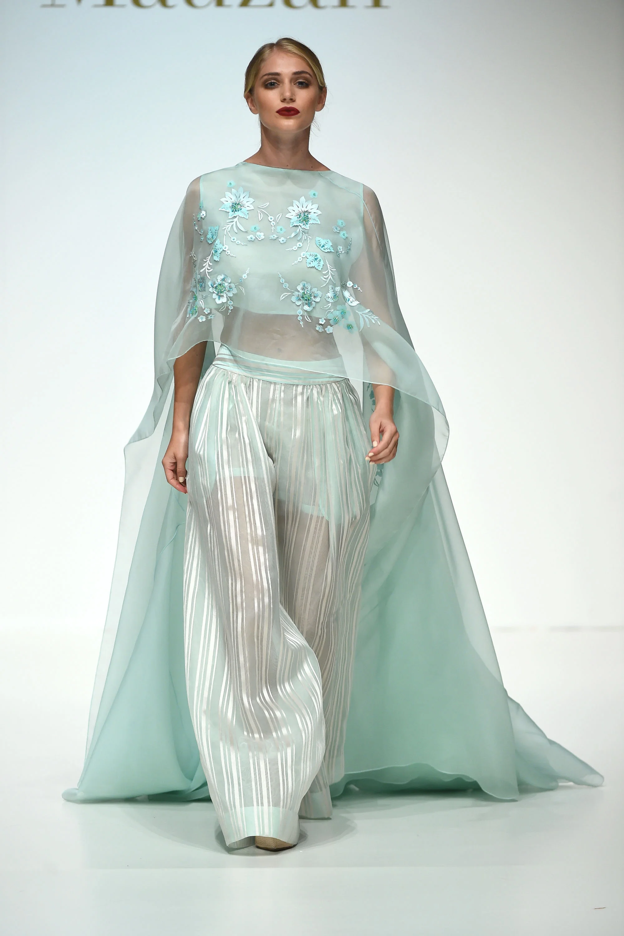  Mauzan at Fashion Forward Season 5. 
