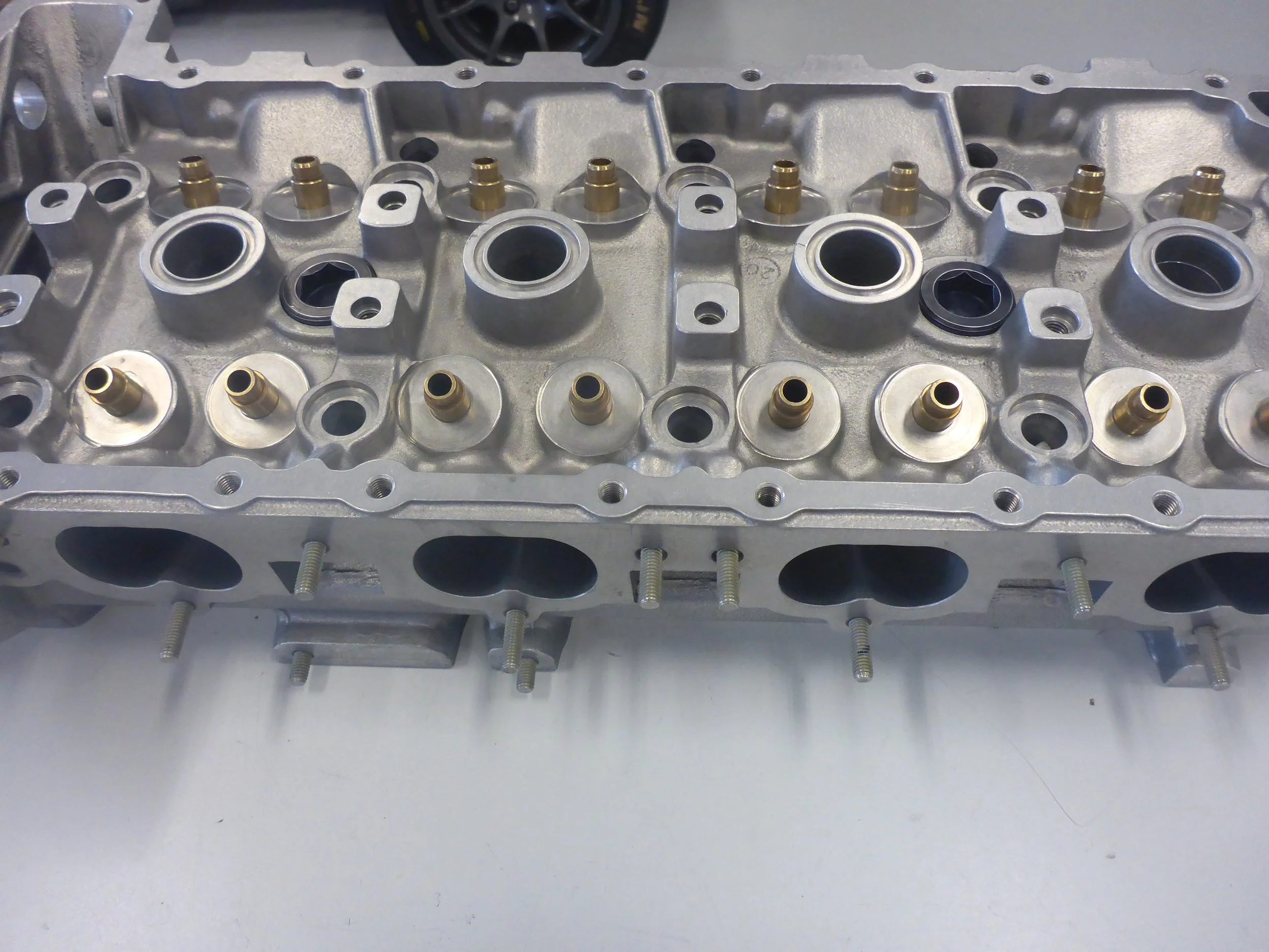 BMW S14 Zylinderkpf_neu.JPG