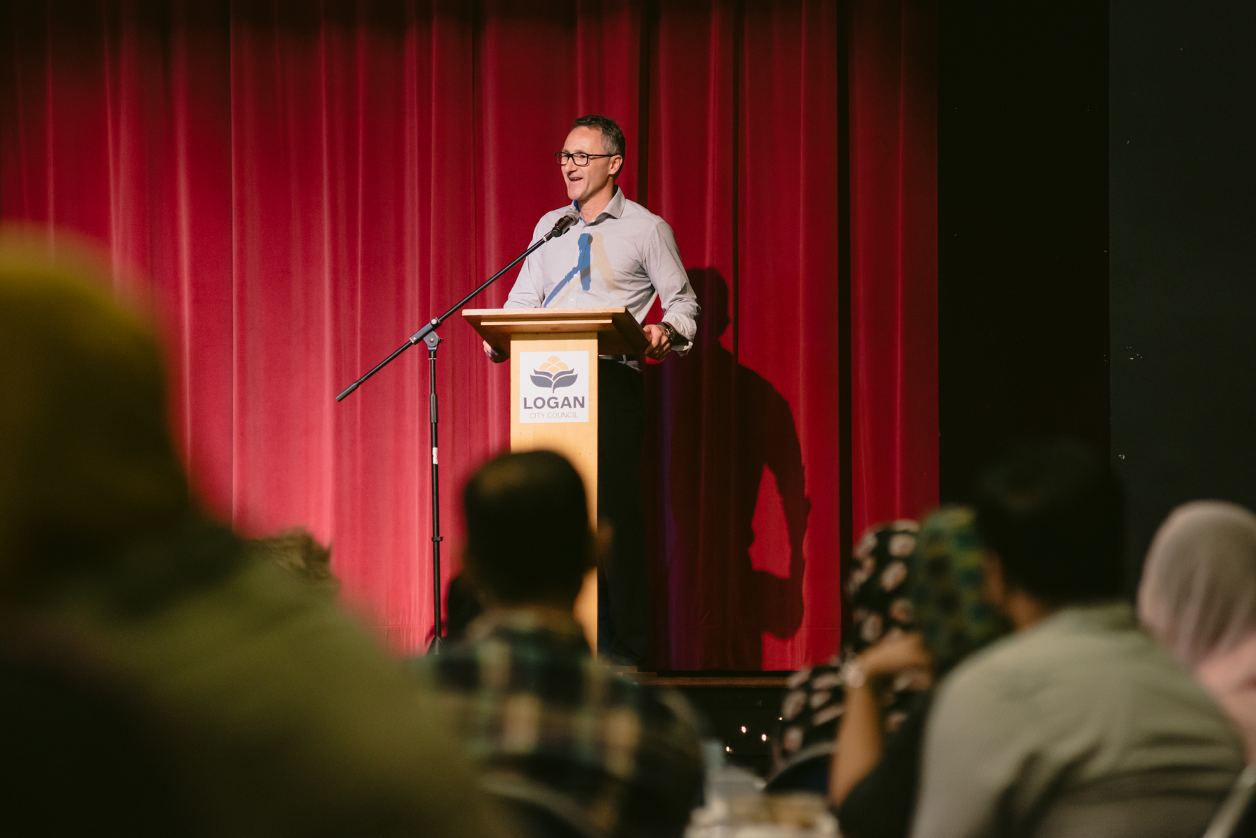 Former Greens Senator Richard Di Natale addresses a community Iftar dinner. May, 2019.