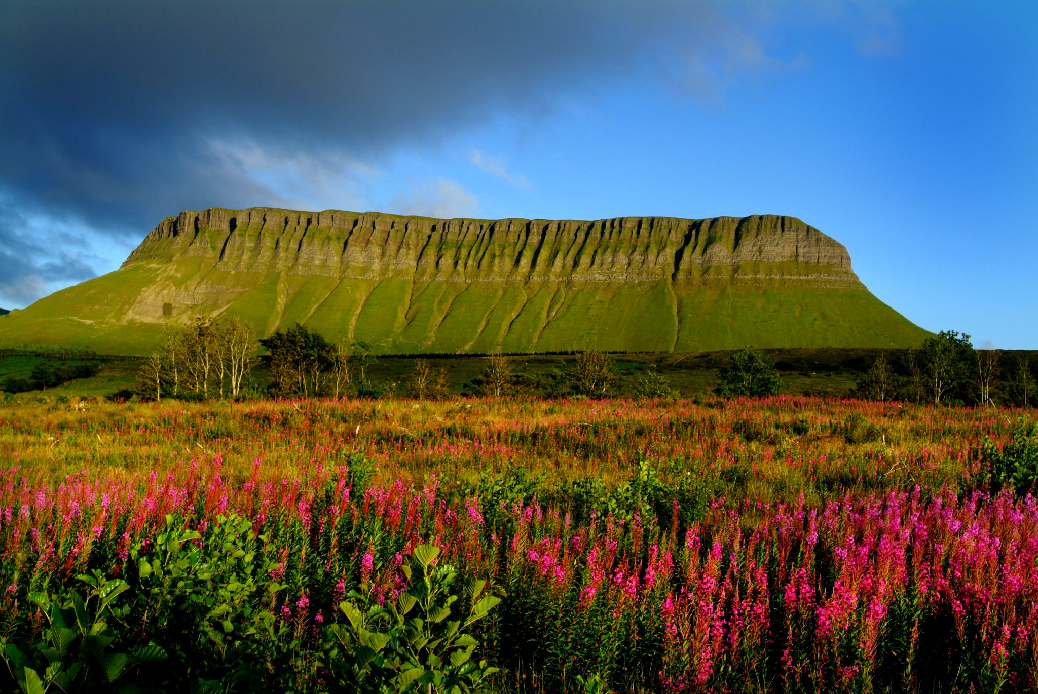  BENBULBEN   Sligo's Table Top Mountain 