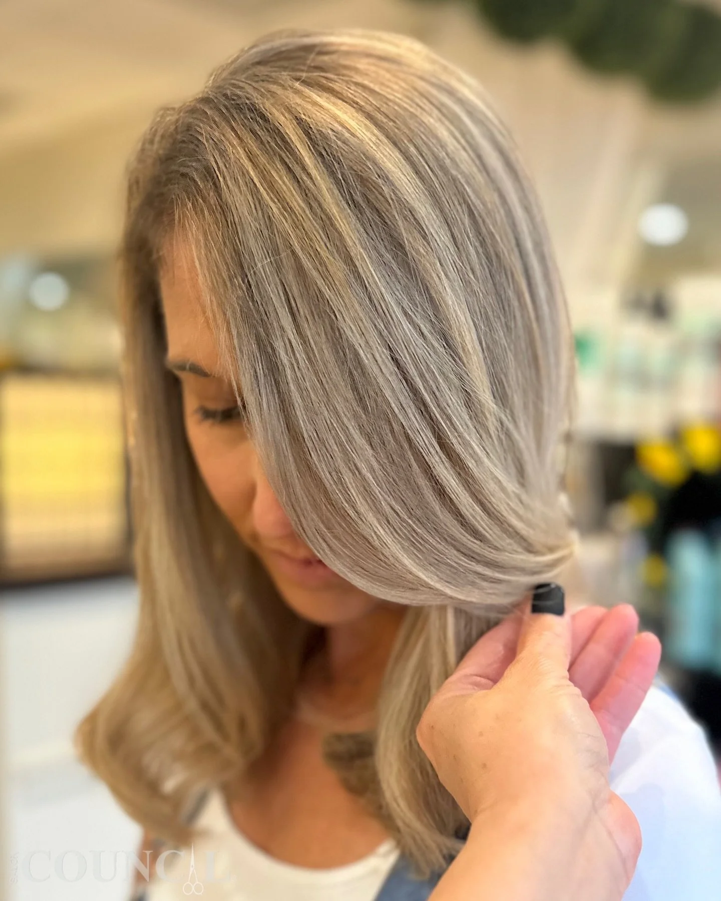Blonde dreams brought to life ✨
Maria @mariashairlove created this stunning balayage with the perfect blend of brightness and dimension &mdash; soft, seamless, and full of glow. 🌤️💇&zwj;♀️

📍Salon Council | Pines &amp; Weston, FL

#BlondeBalayage 