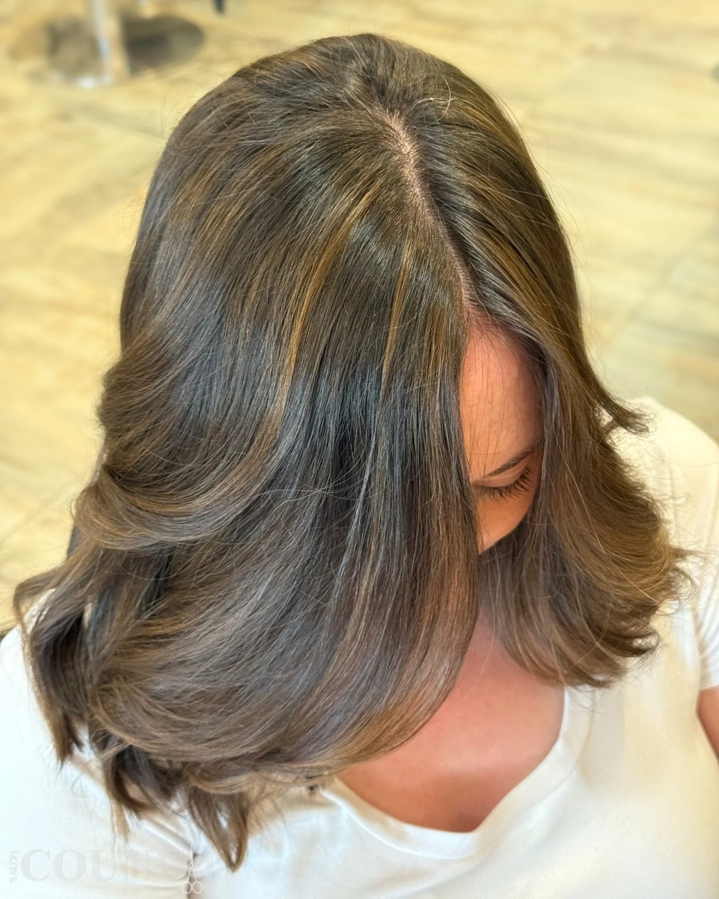 Spring brightness, beautifully blended ✨🌸
These Foilyage highlights add soft dimension, lightness, and a fresh seasonal glow&mdash;created by Robert @tatoroberto98 at Salon Council.

The perfect refresh for the new season.

#SalonCouncil #FoilyageHi