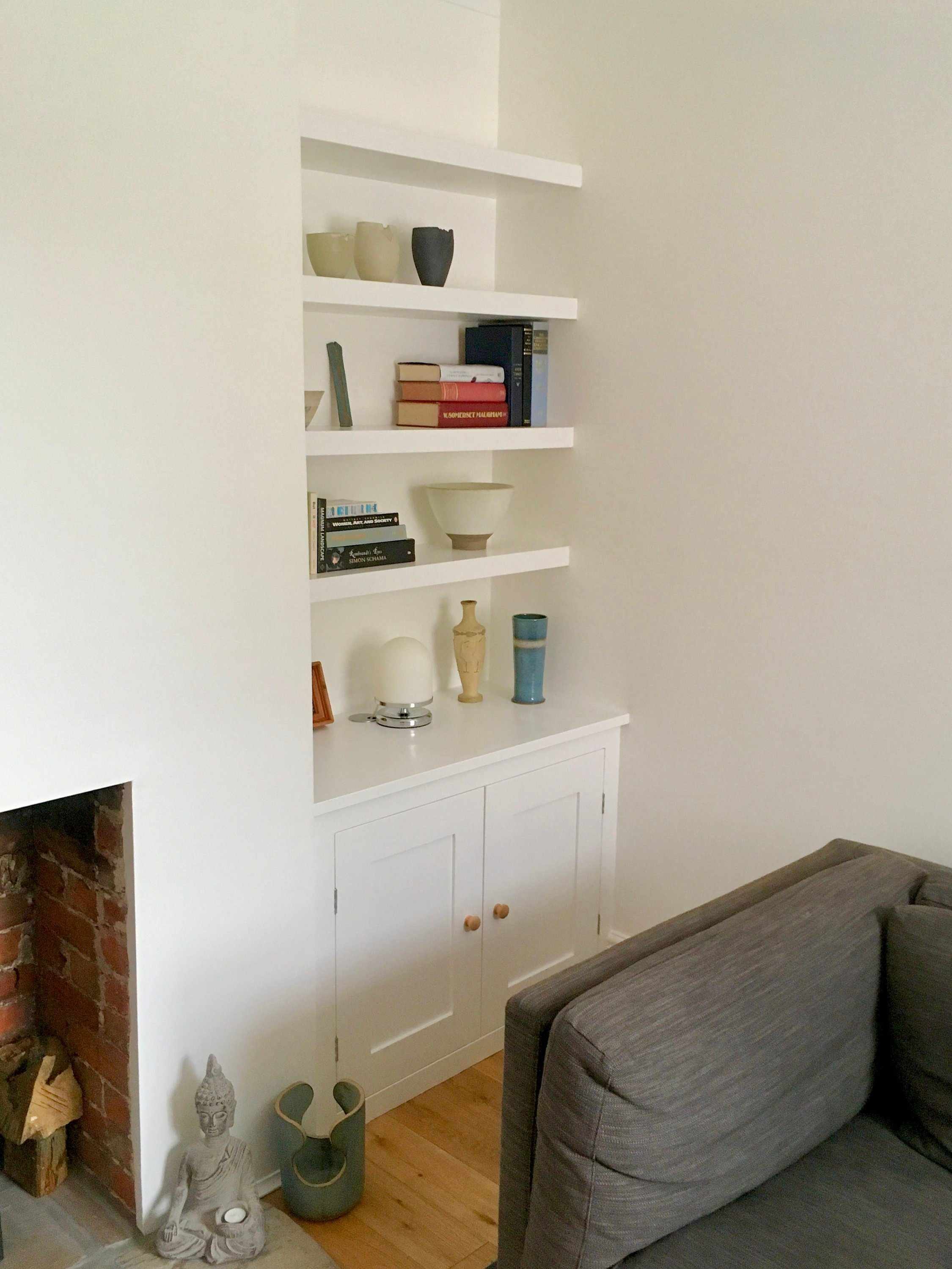 alcove_cupboard_shelves.jpg