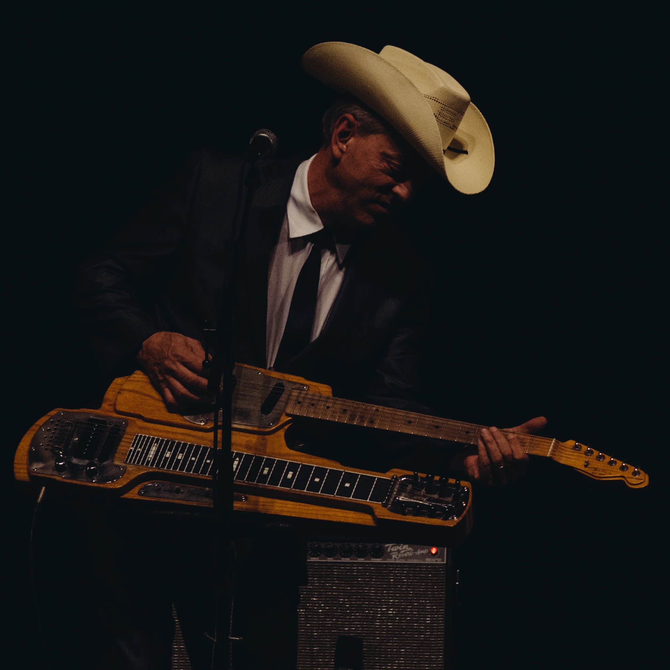 Junior Brown