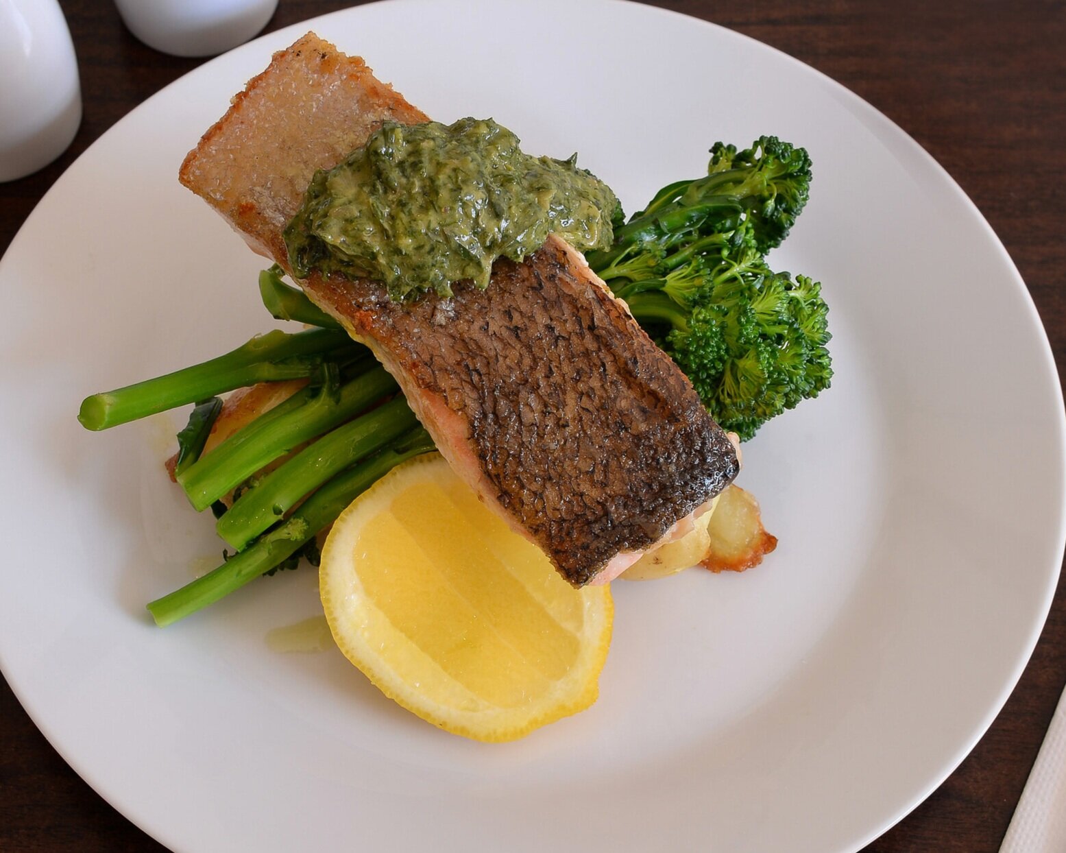 CarlisleCastleHotel_TasmanianGrilled+Salmon_2880x2304+%2800000003%29.jpg