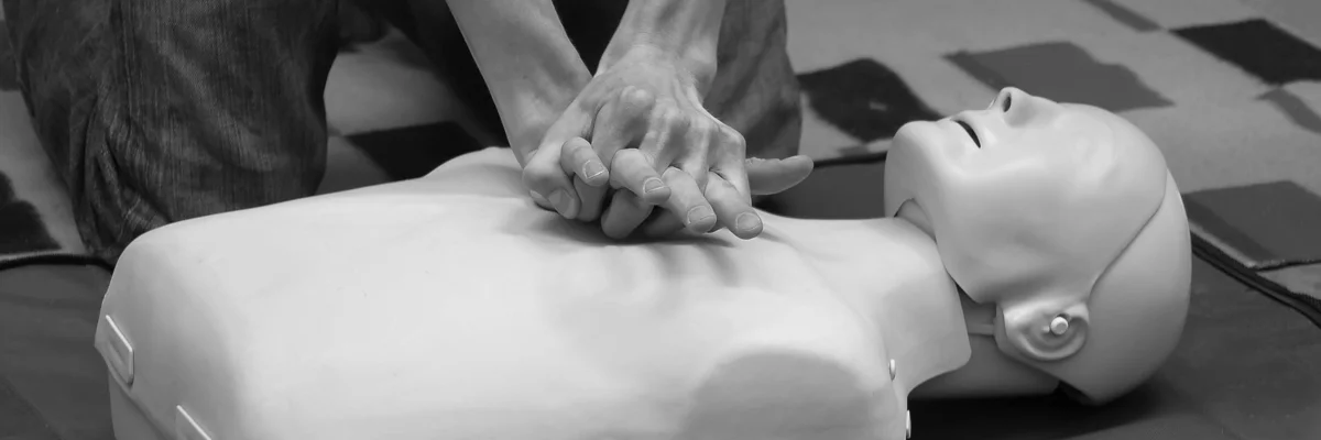 shutterstock_3433175 bw crop.jpg