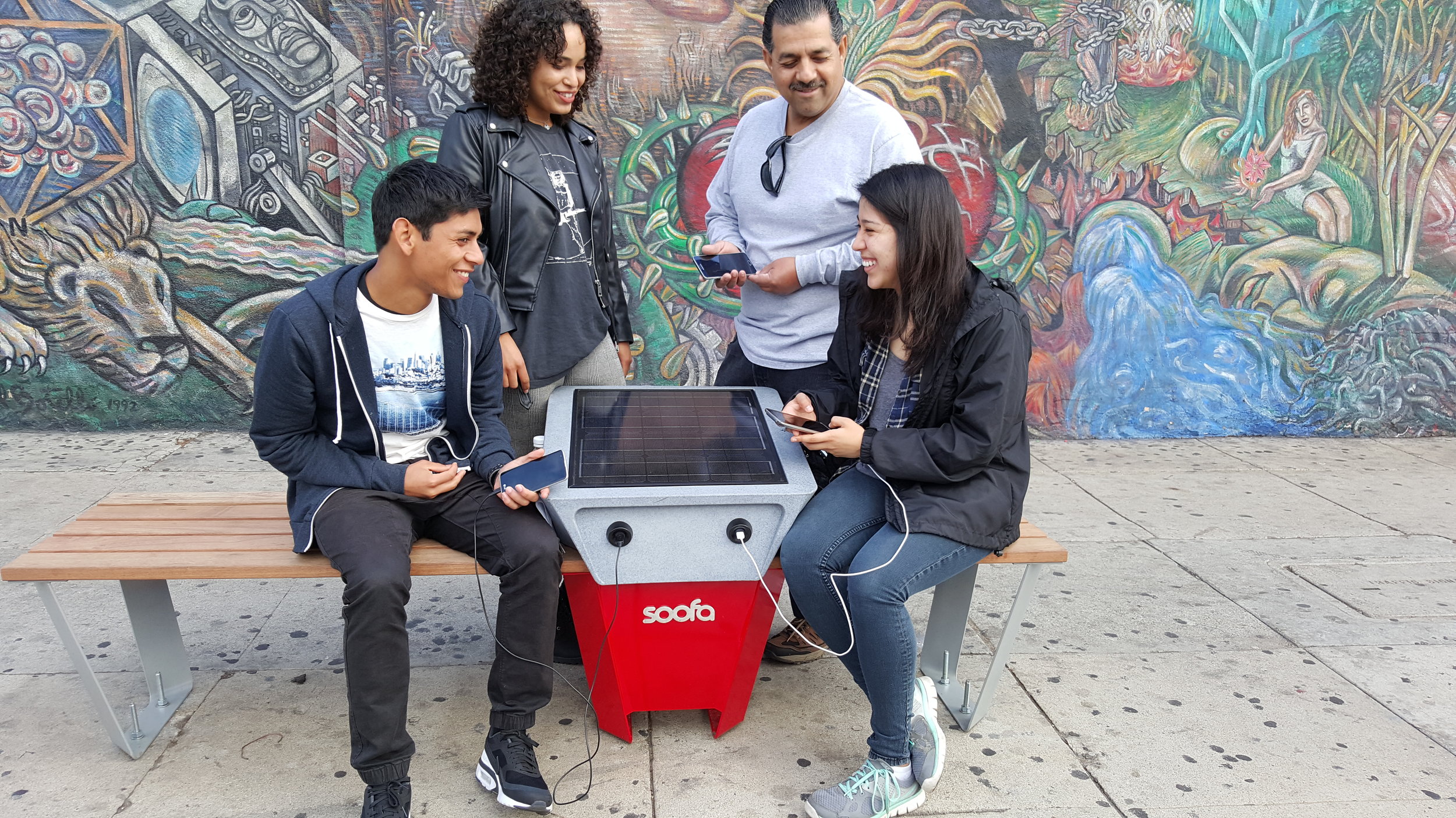 Soofa Bench brings the family together
