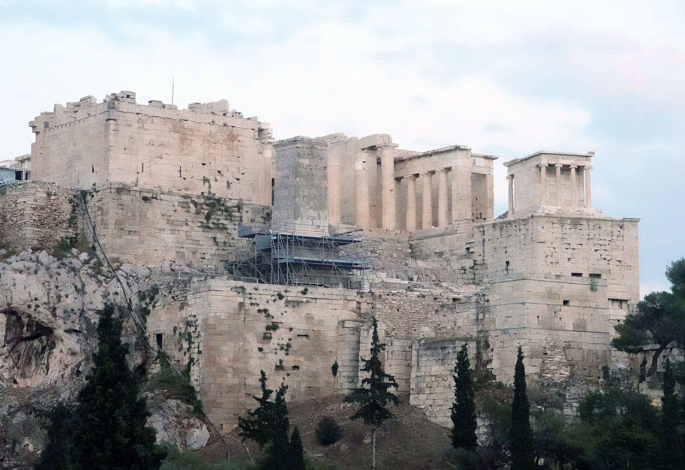 Acropolis base 1c.jpg