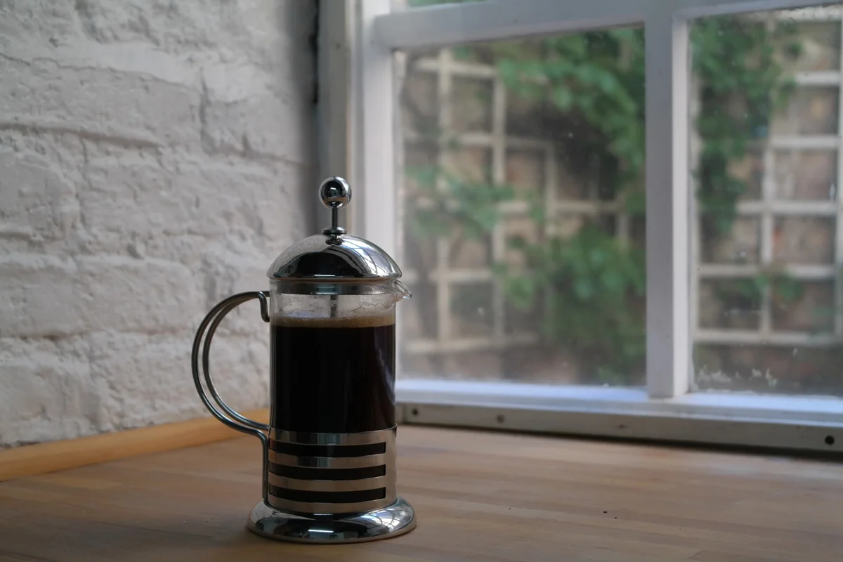 Now your coffee is ready to pour.