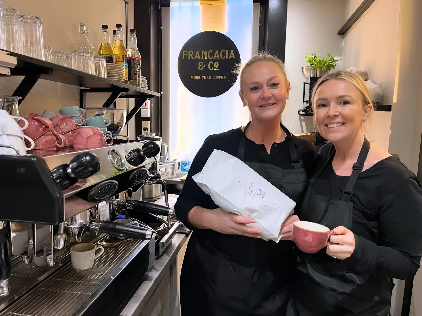 Have you been to the newly opened @francacia_and_co yet? 

You&rsquo;ll find them in Murrayfield, Edinburgh! 

Serving up our Love Lane House Blend &amp; Colombia El Buho Sugarcane decaf on their shiny new @fracinouk 

#luckiebeans #coffeeroasters #f