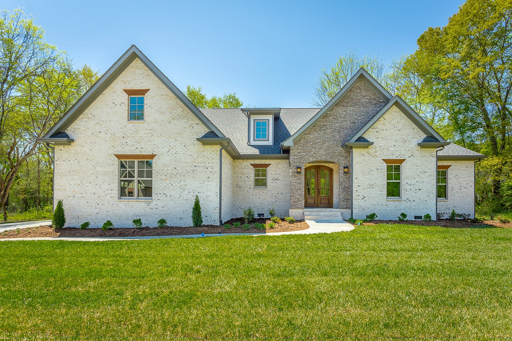 lot 3 selcer exterior .jpg