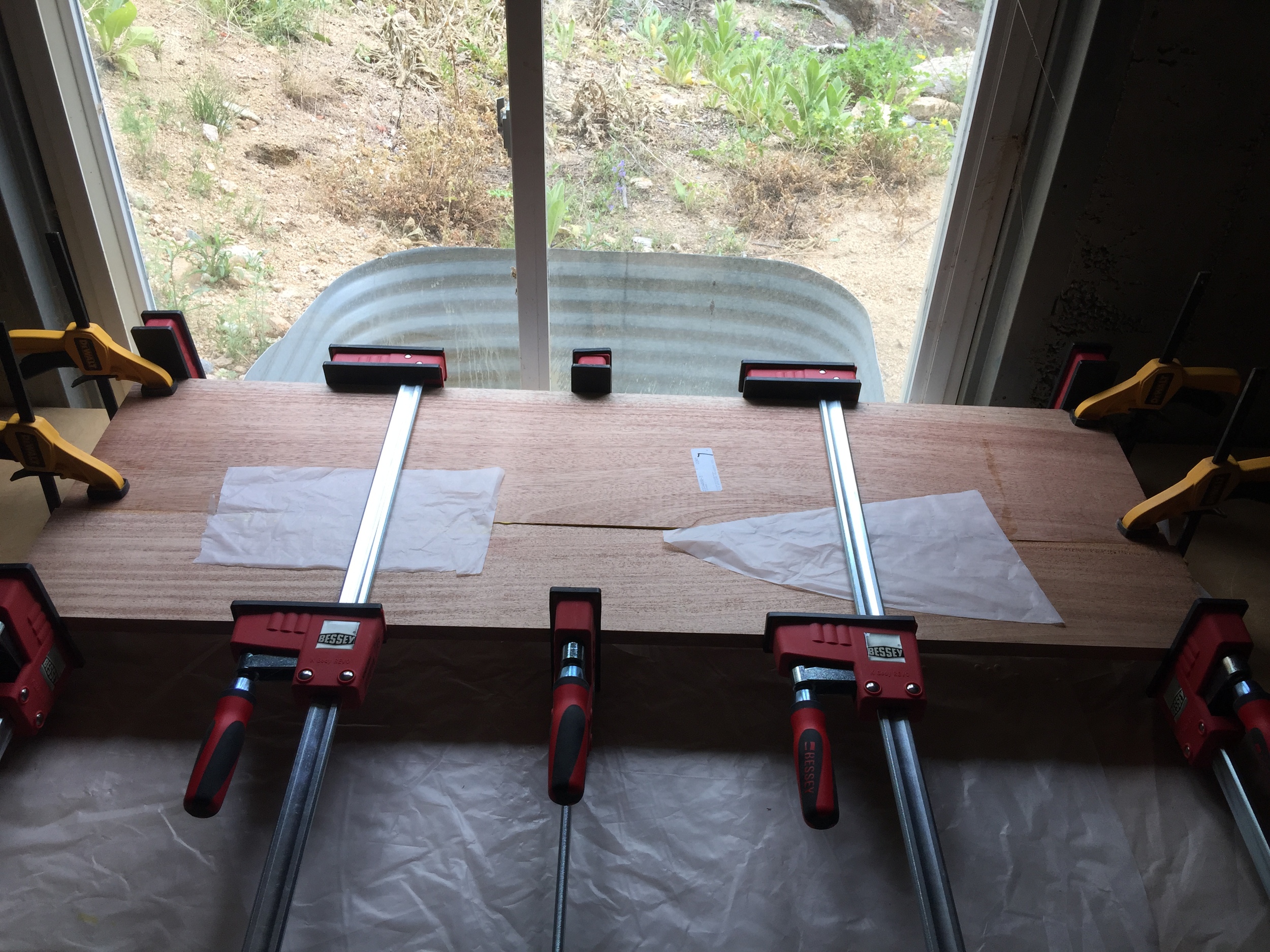 Glue clamps