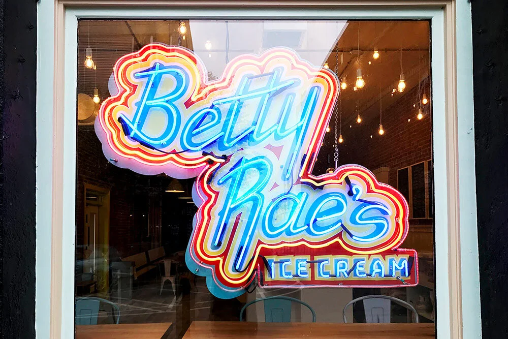 8 Reasons Why Your Business Needs a Neon Sign