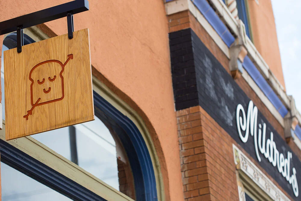 8 Custom Outdoor Business Signs You Should Invest In