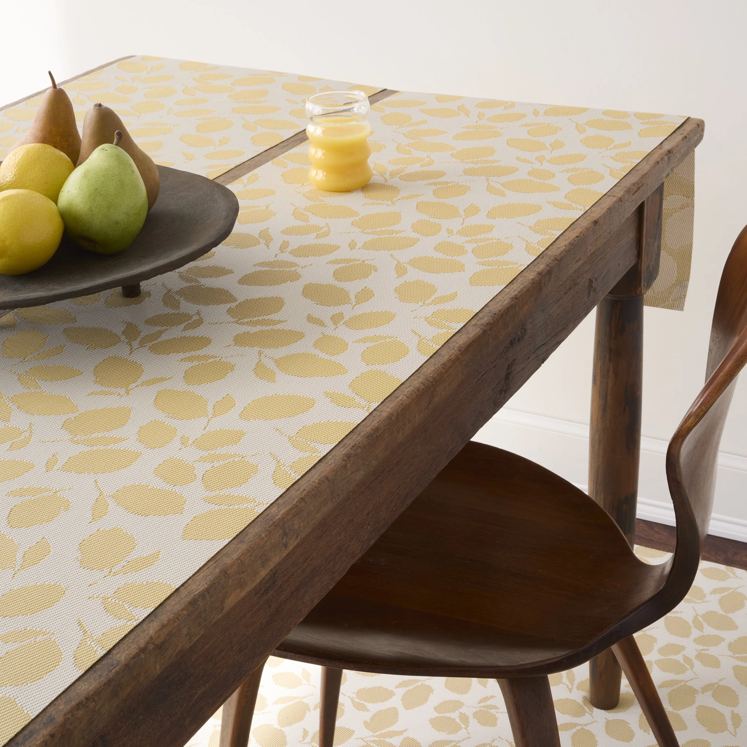table_lemon leaves_goldenrod_rectangle_SQ_7262.jpg