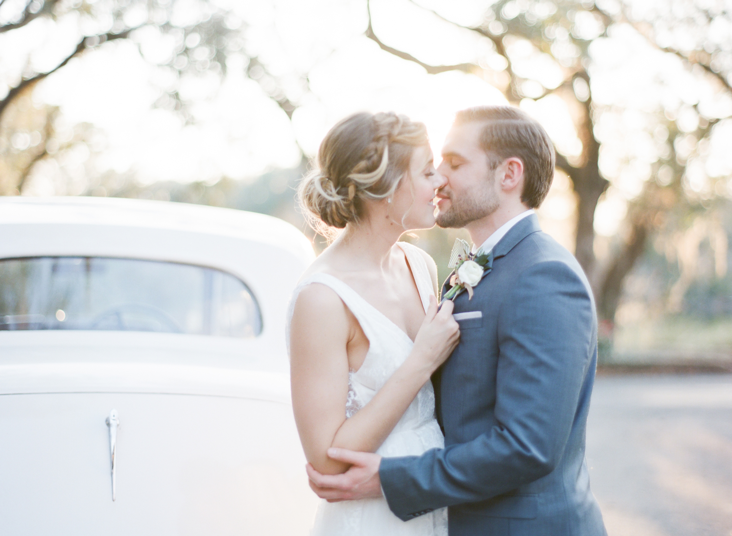 Bride and Groom Savannah 