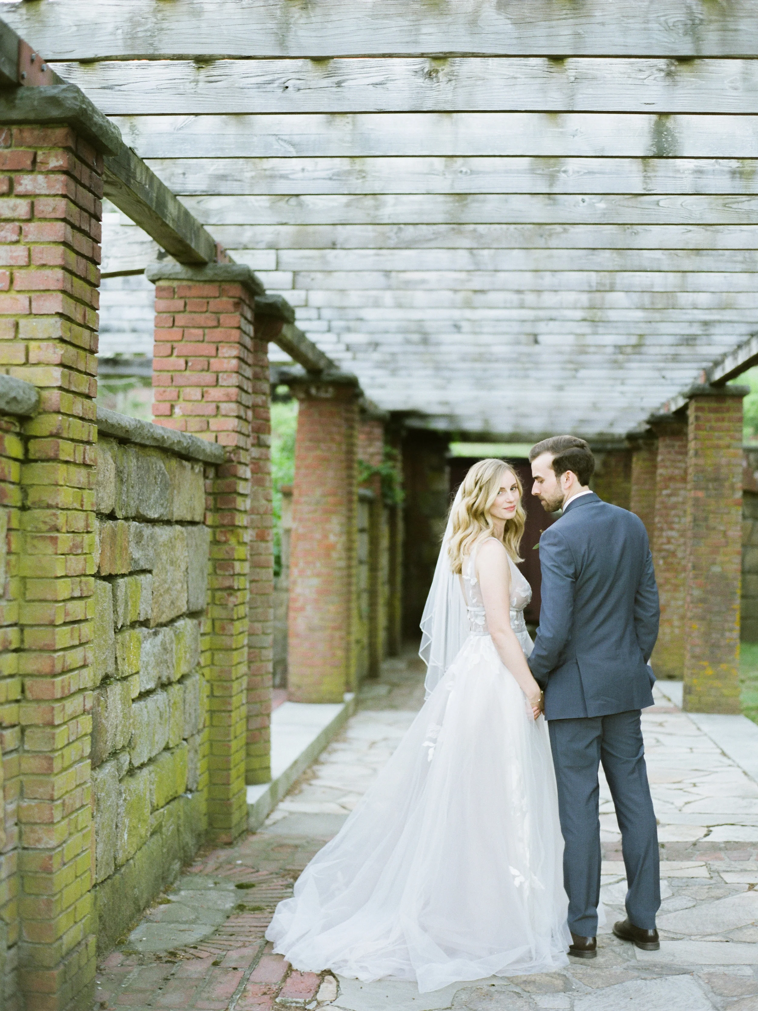 Eva &amp; Robby's Wedding at The Mansion on Turner Hill | New England Wedding Photographer